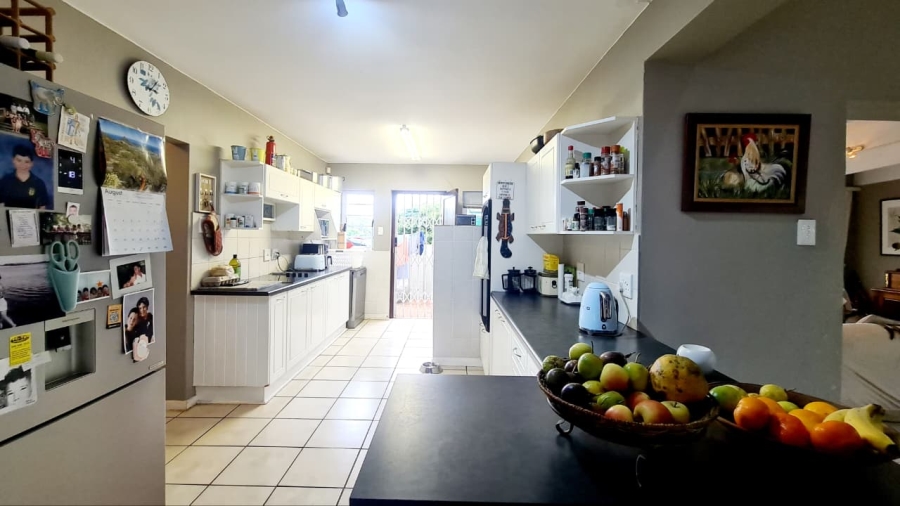5 Bedroom Property for Sale in Merryhill Eastern Cape
